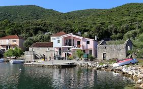 Apartments By The Sea Zuronja, Peljesac - 10123